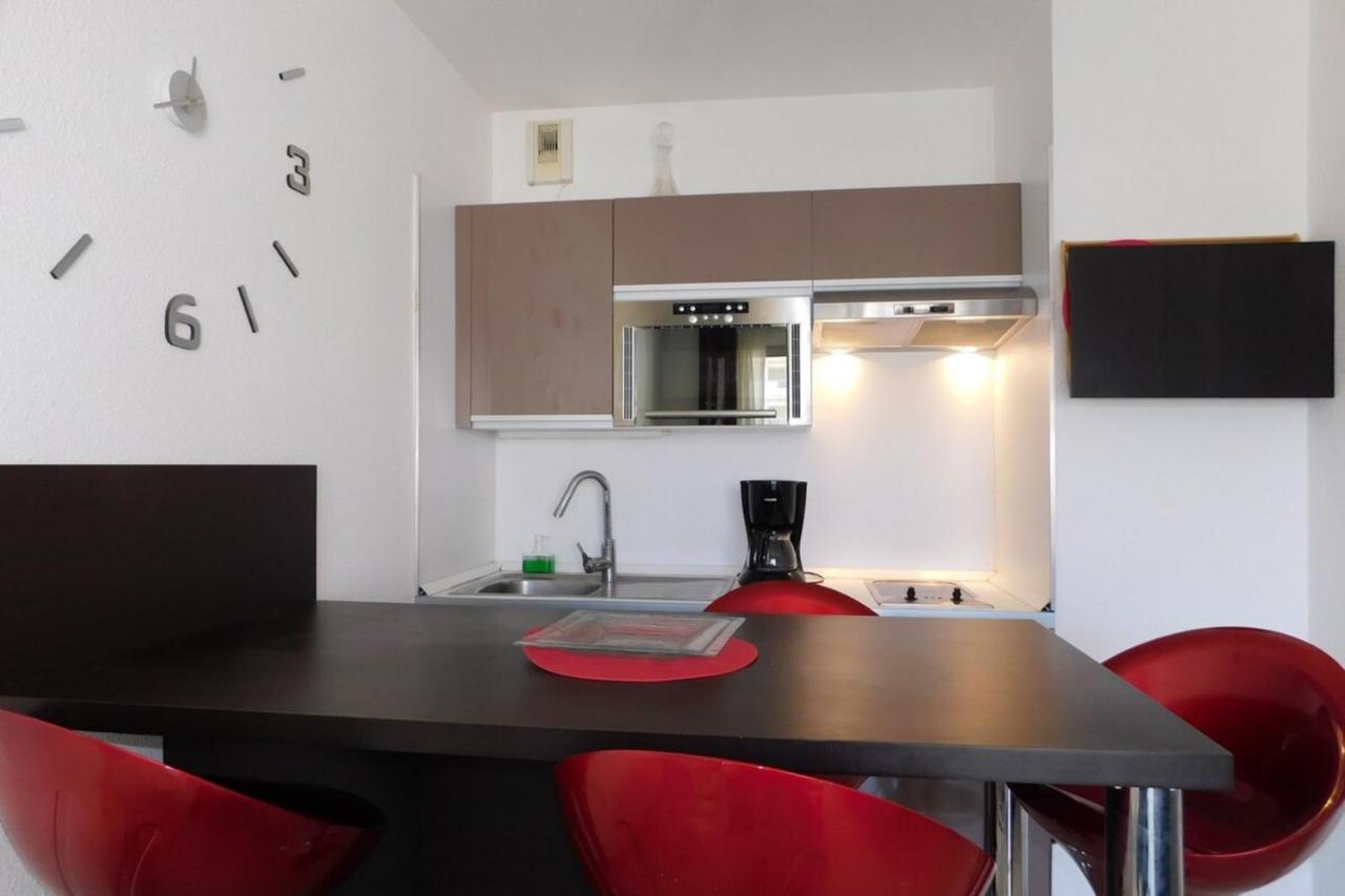 Ferienwohnung "T2 "Antibes Les Pins 3" Air Conditionned Sea View With Parking And Pool" Exterior foto