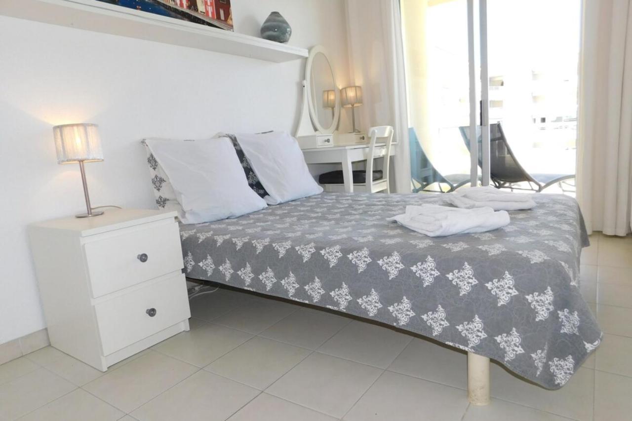 Ferienwohnung "T2 "Antibes Les Pins 3" Air Conditionned Sea View With Parking And Pool" Exterior foto