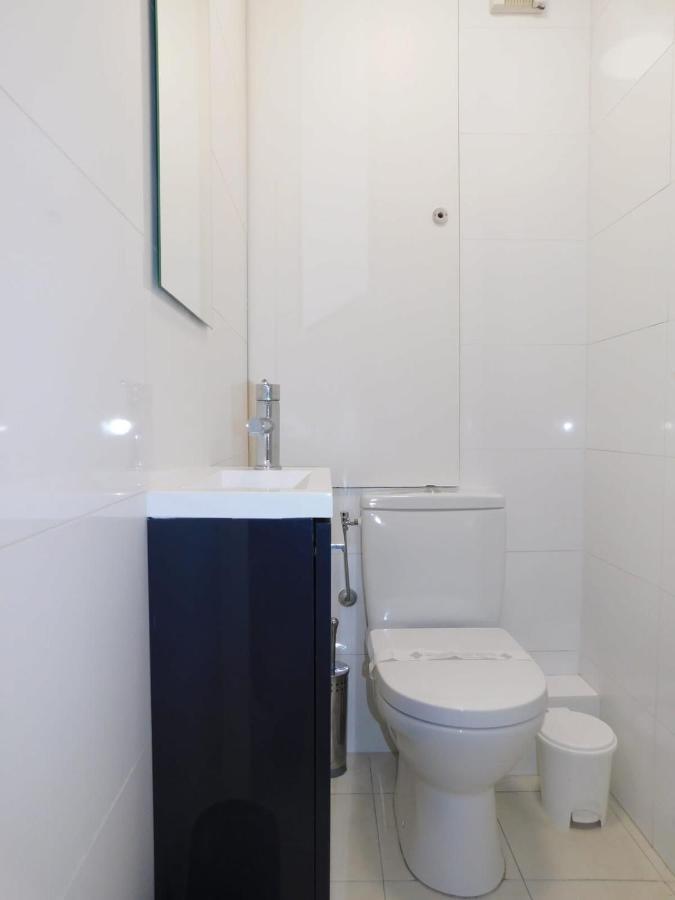 Ferienwohnung "T2 "Antibes Les Pins 3" Air Conditionned Sea View With Parking And Pool" Exterior foto