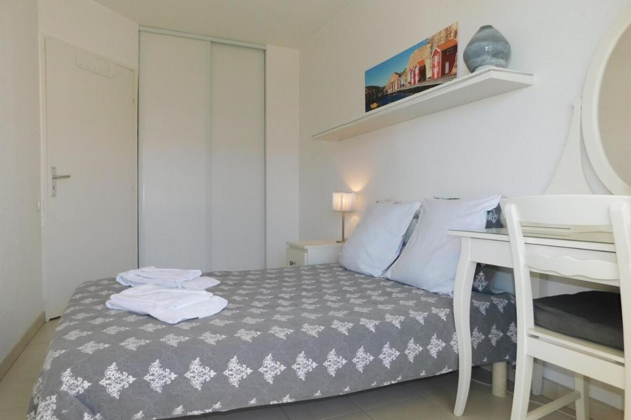 Ferienwohnung "T2 "Antibes Les Pins 3" Air Conditionned Sea View With Parking And Pool" Exterior foto